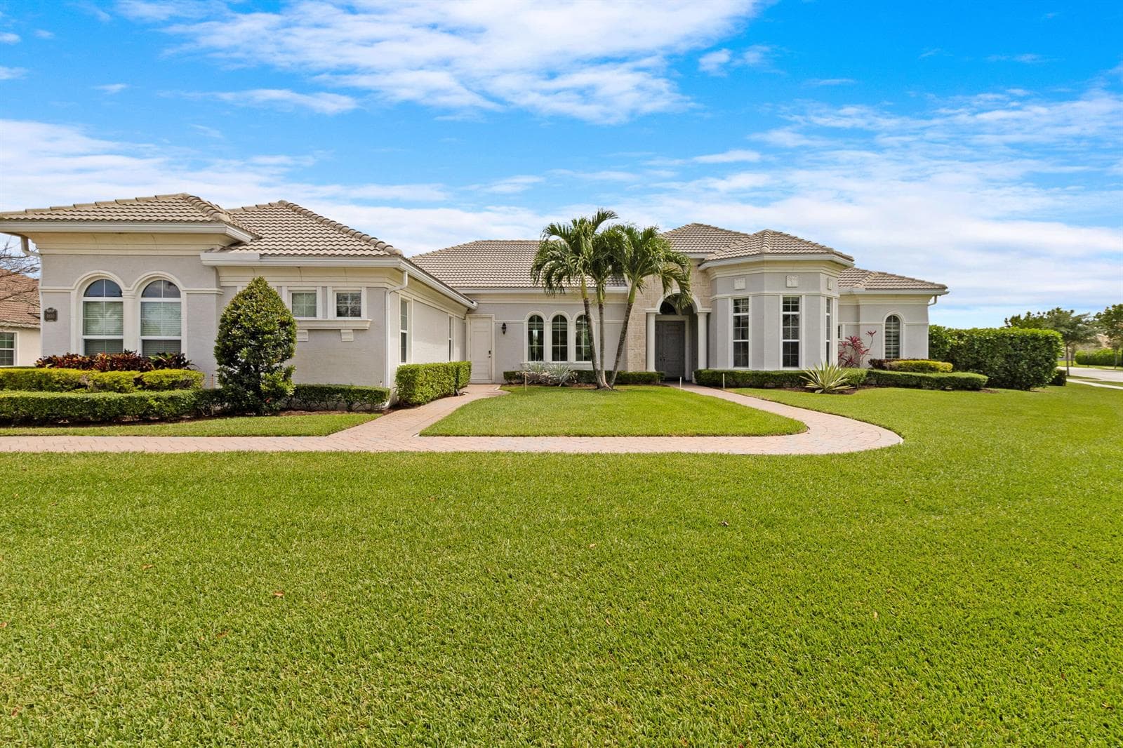 4830 W Sterling Ranch Circle, Davie FL 33314 photo 3