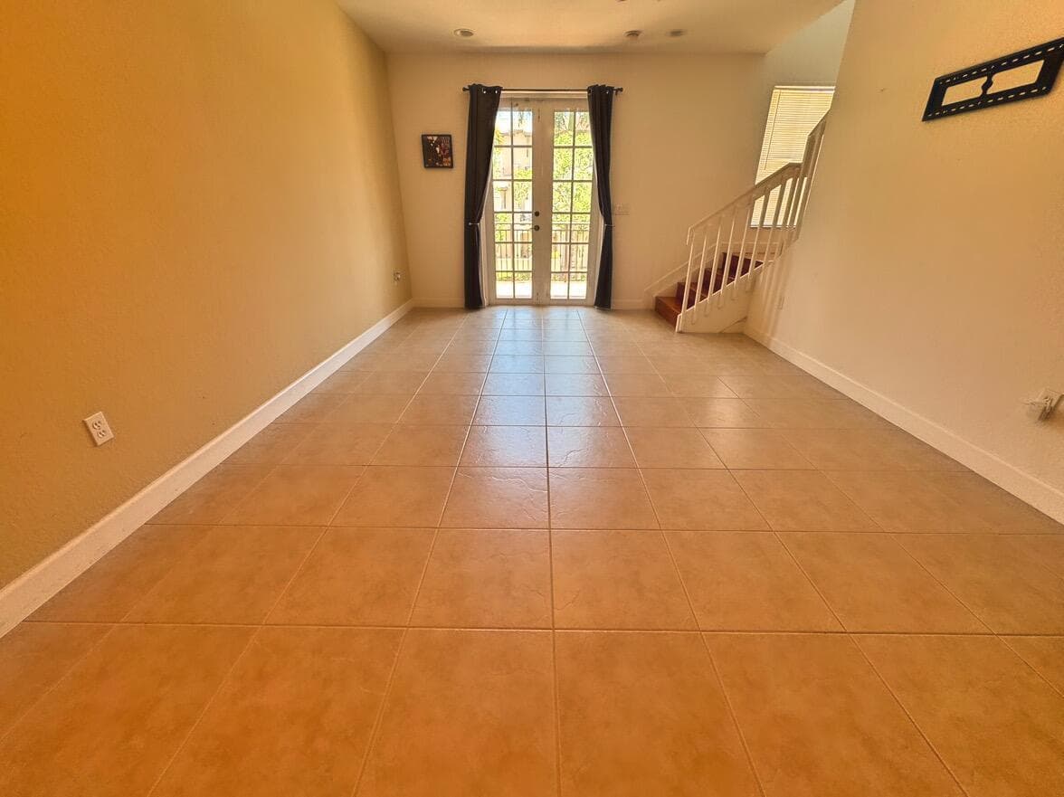 474 SW 147th Avenue, Pembroke Pines FL 33027 photo 5
