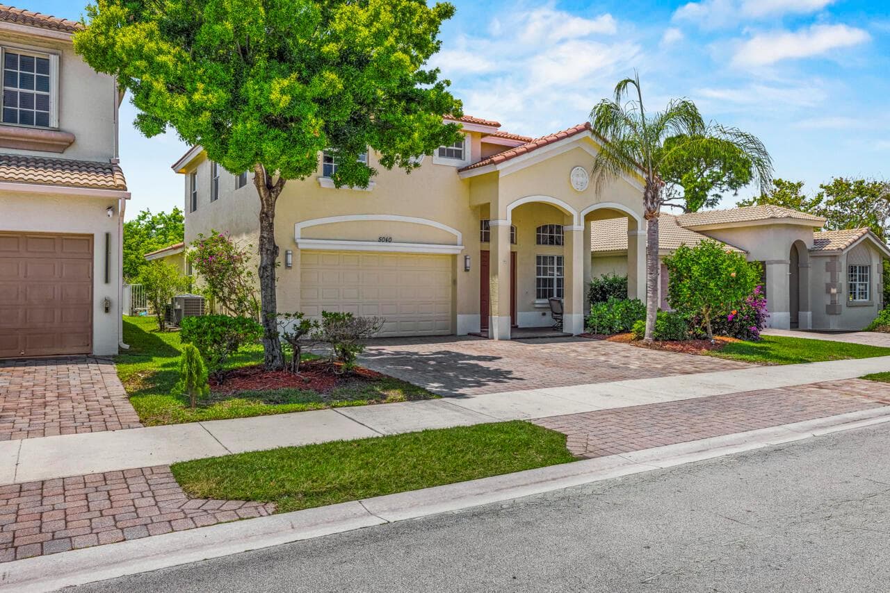 5040 SE Graham Drive, Stuart FL 34997 photo 2