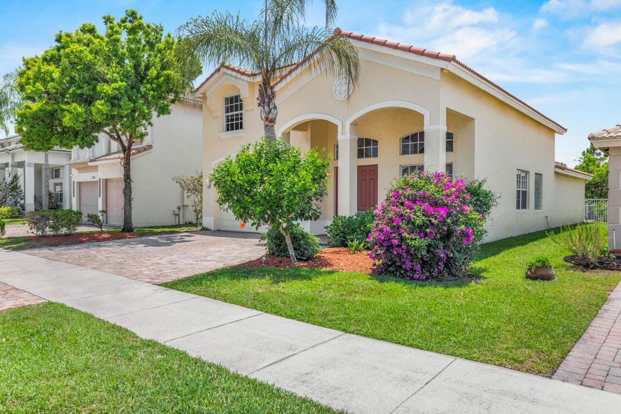 5040 SE Graham Drive, Stuart FL 34997 photo 3