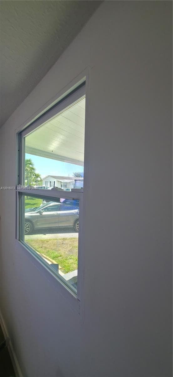 1730 SW 85th Ave, Davie FL 33324 photo 5