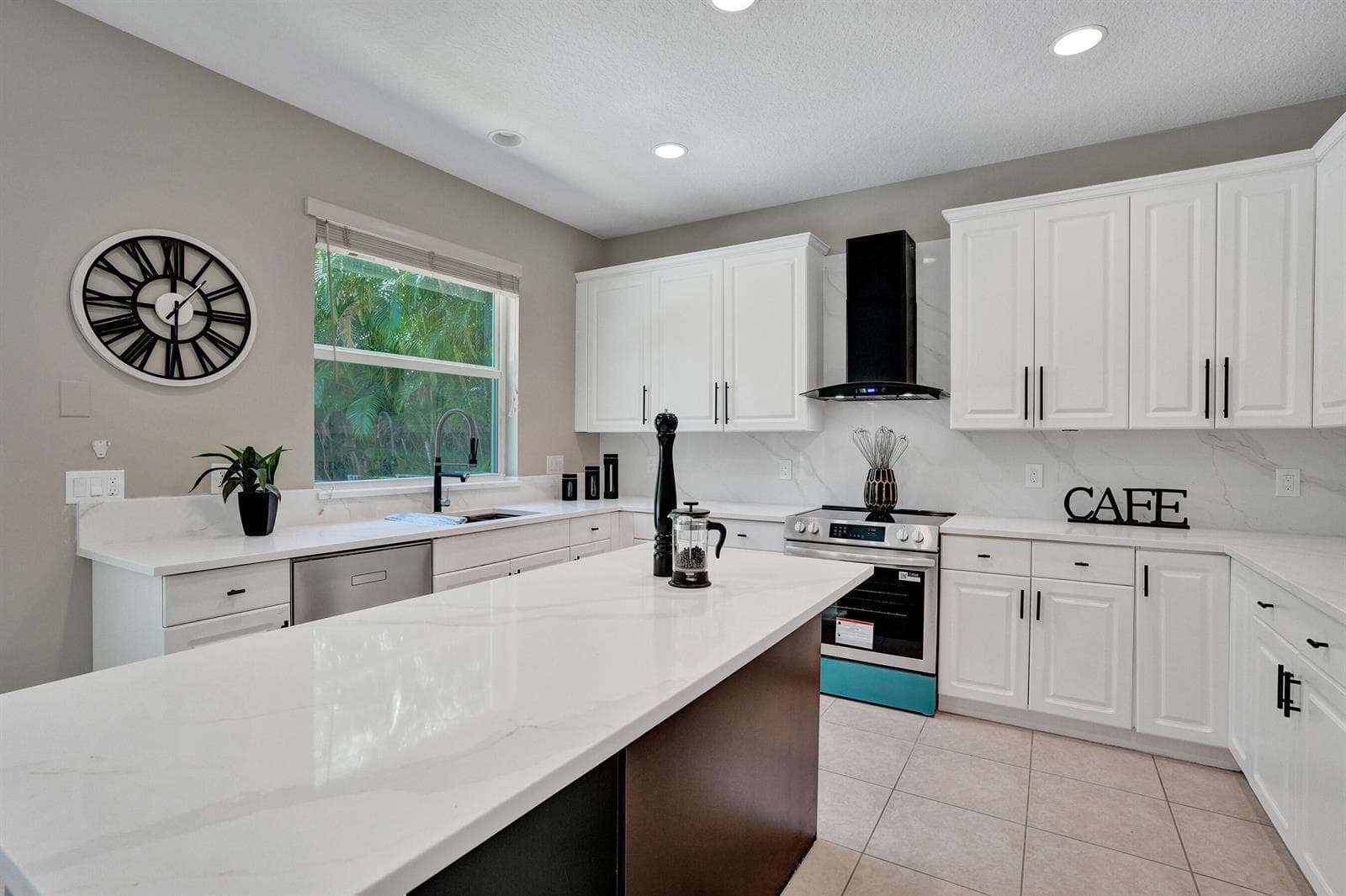 6020 NW 104th Lane, Parkland FL 33076 photo 2