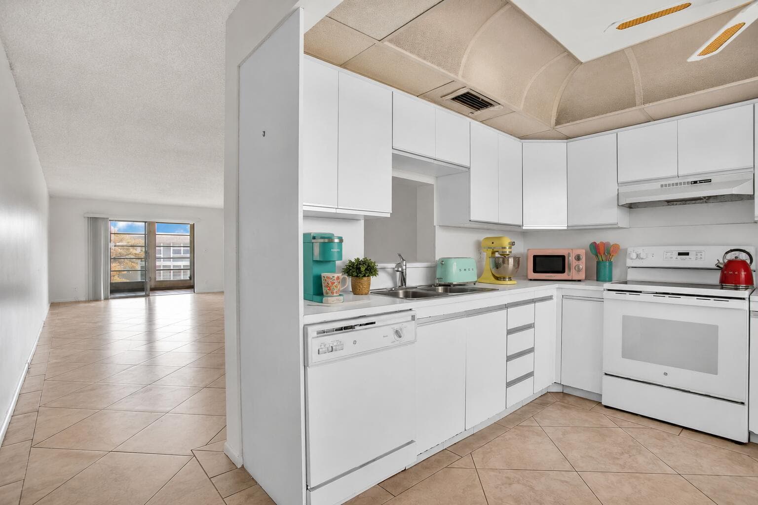 3405 Bimini Lane # M4, Coconut Creek FL 33066 photo 2