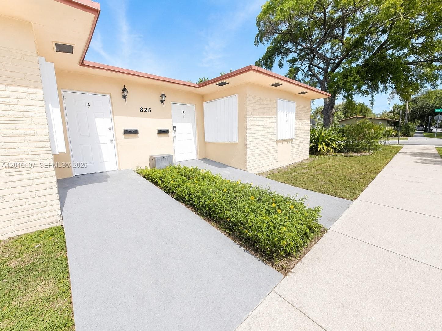 825 S 20th Ave # A, Hollywood FL 33020 photo 2