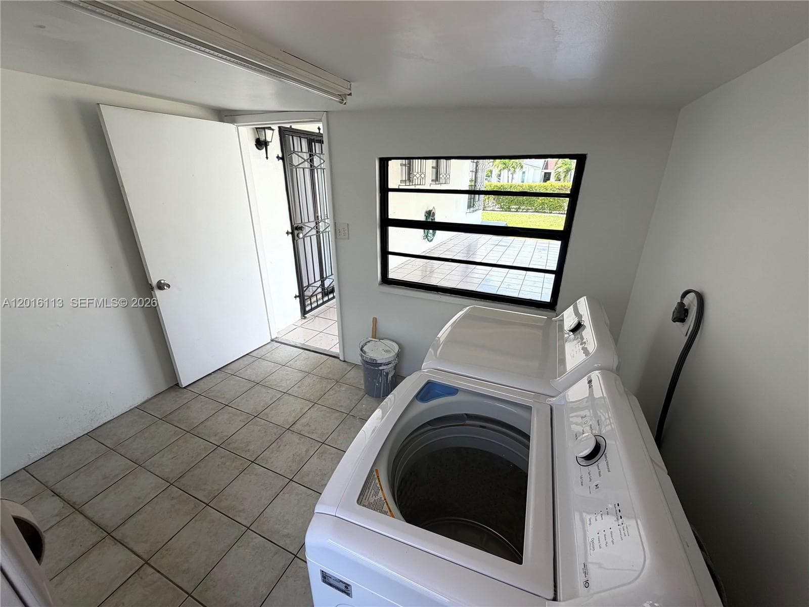 7993 SW 9th Ter, Miami FL 33144 photo 5