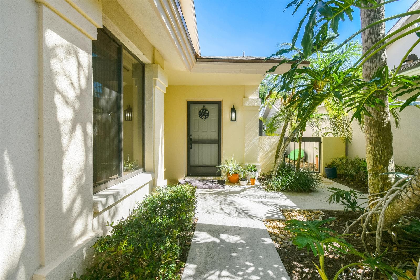 137 Harbourside Circle, Jupiter FL 33477 photo 2