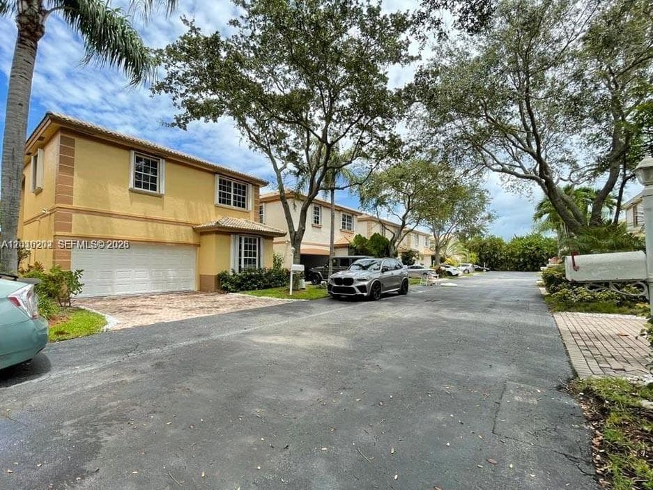 1261 Hayes St, Hollywood FL 33019 photo 5