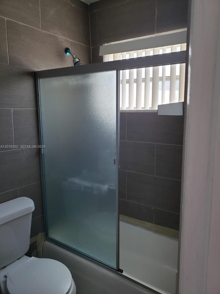 1800 NW 19th St # 9, Miami FL 33125 photo 2