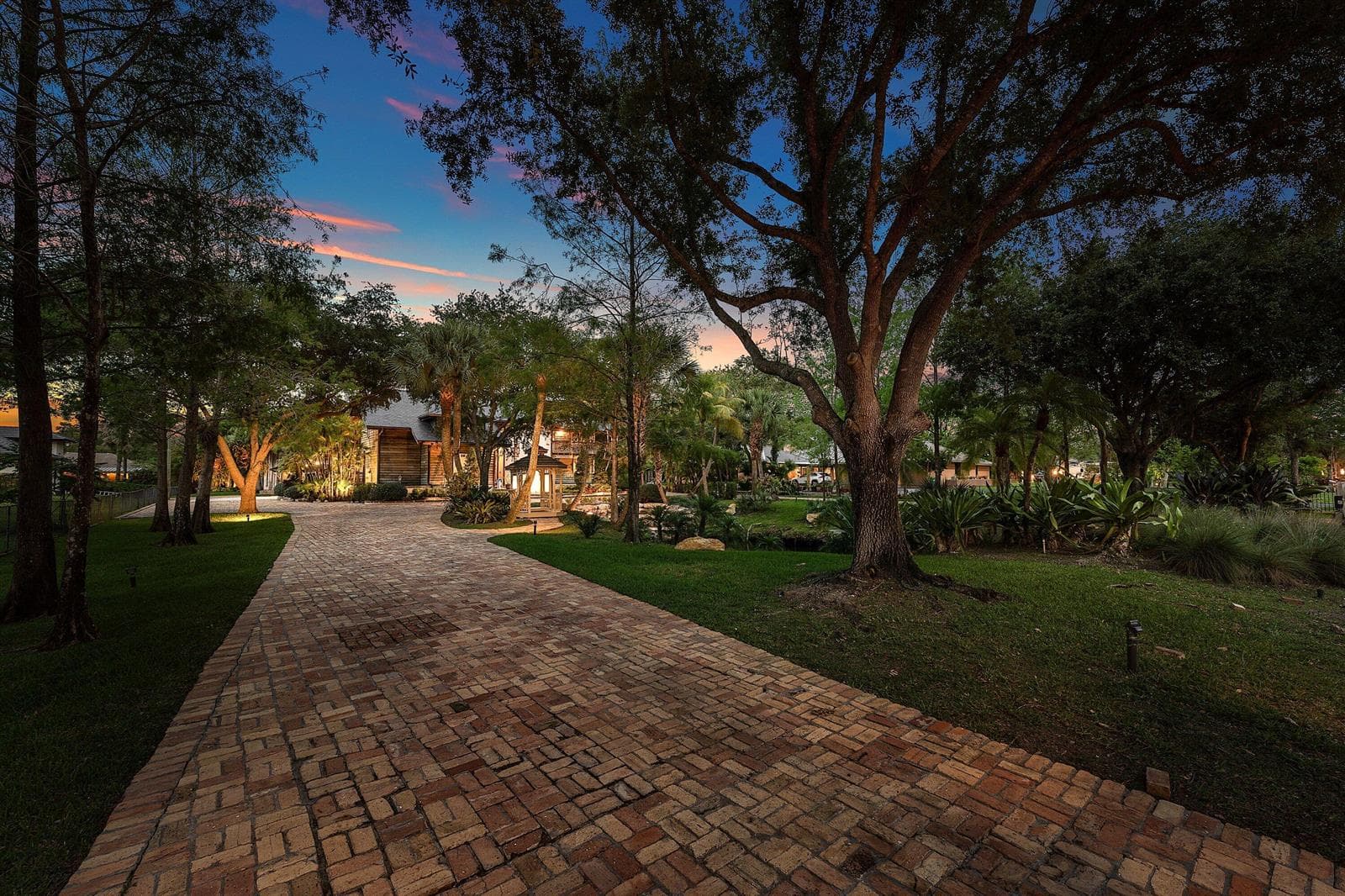 6002 NW 74th Terrace, Parkland FL 33067 photo 4