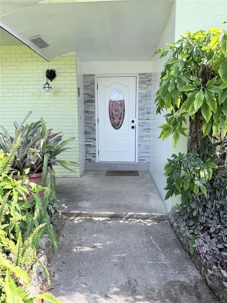 4420 NW 16th St, Lauderhill FL 33313 photo 2