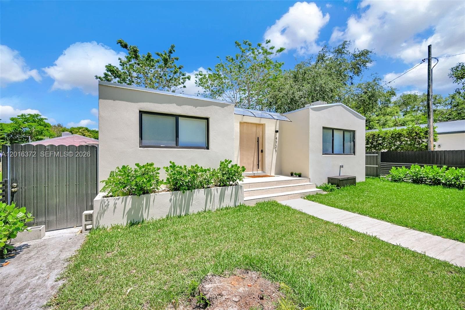 4721 NW 6th Ave, Miami FL 33127 photo 4