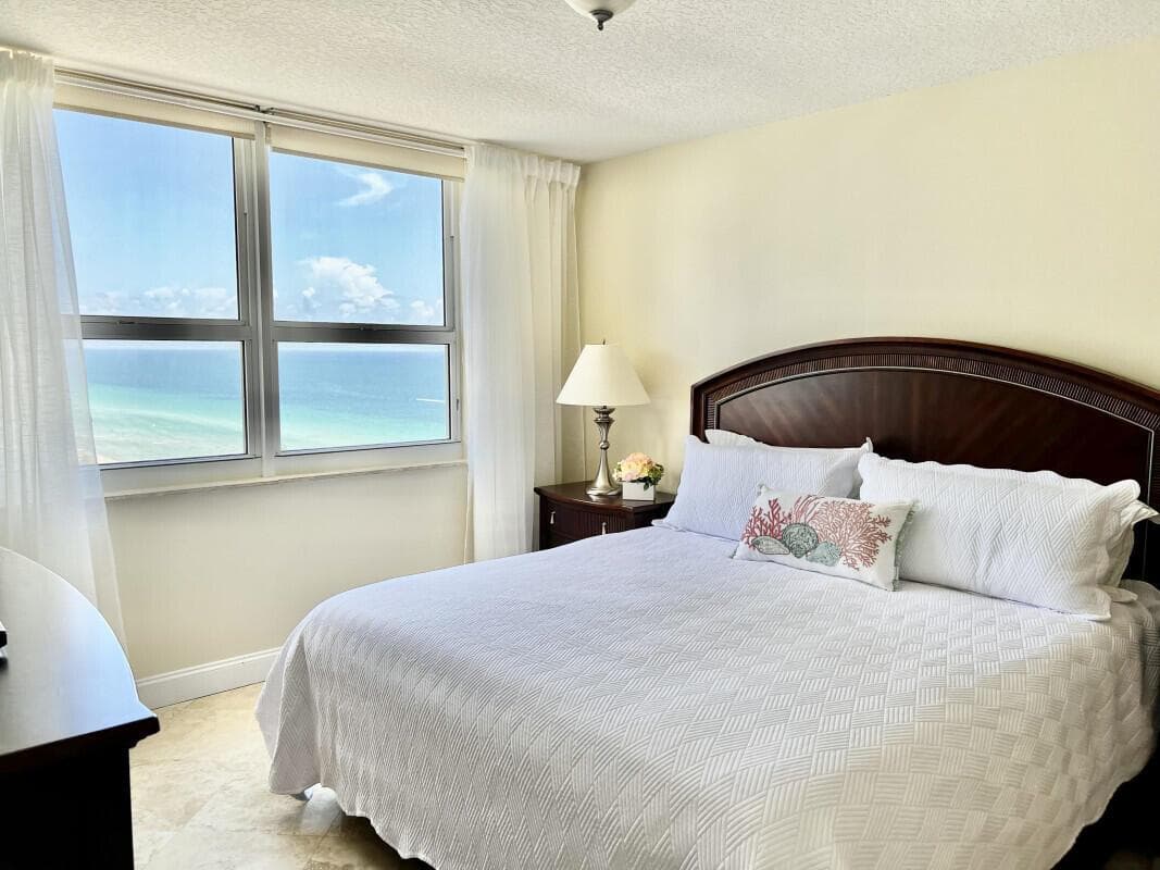 2080 S Ocean Drive # 1608, Hallandale Beach FL 33009 photo 2