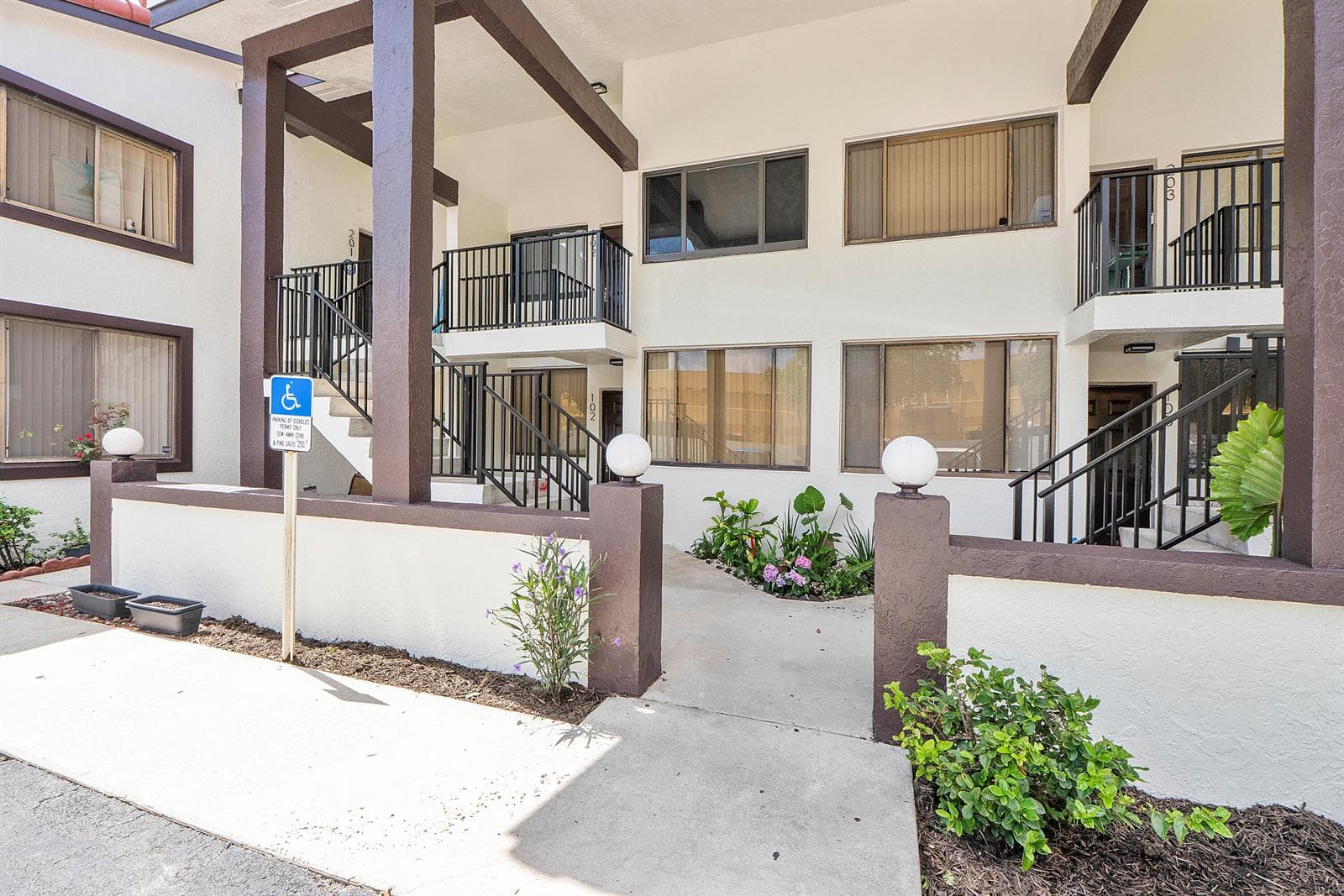 3100 NW 46th Street # 102, Oakland Park, FL 33309 photo 2