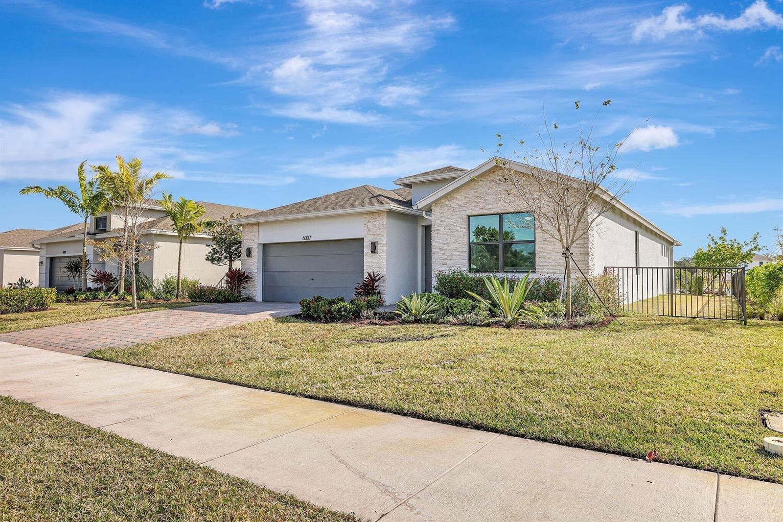 6007 SE Skyblue Circle, Stuart FL 34997 photo 3