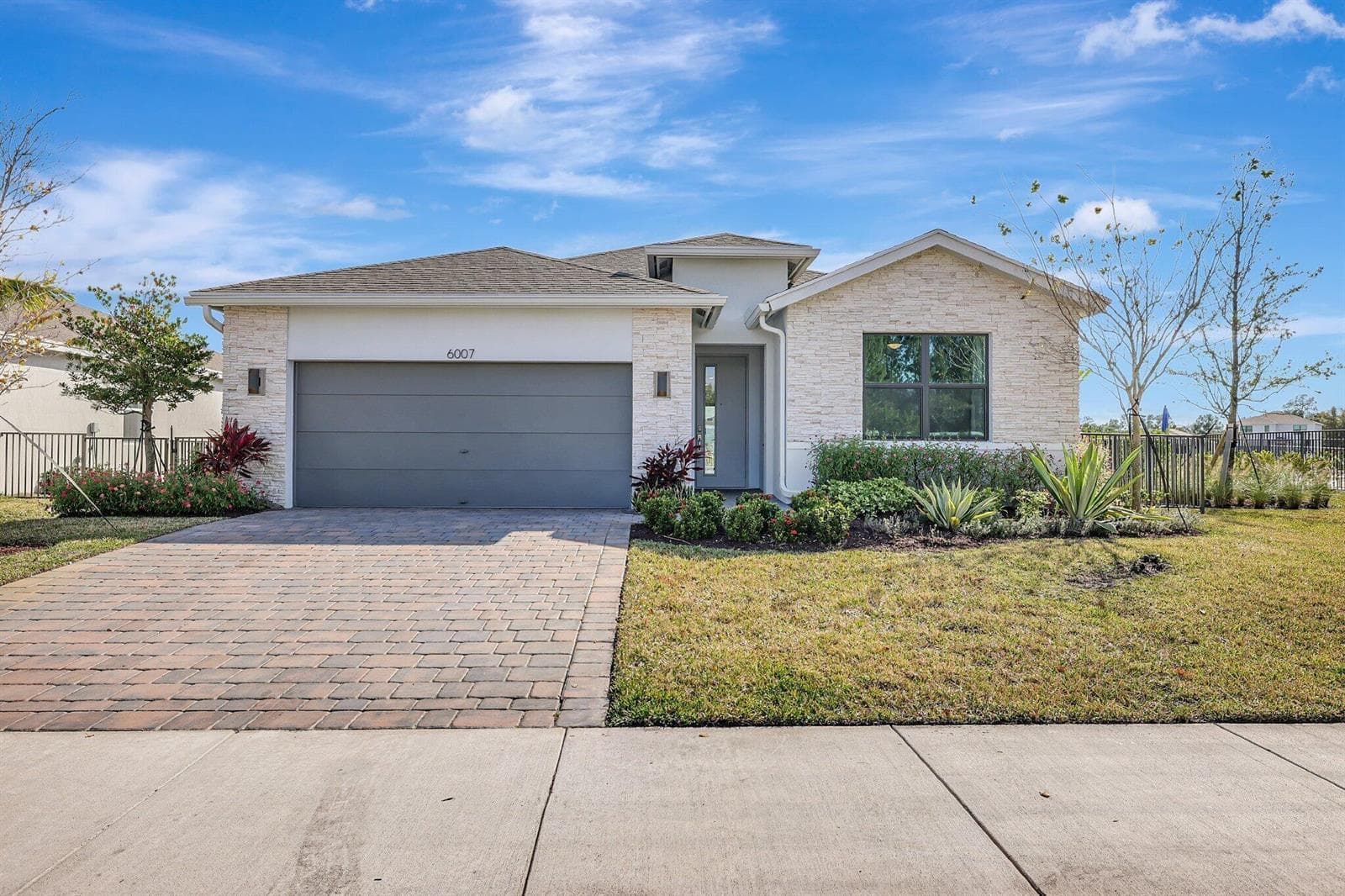 6007 SE Skyblue Circle, Stuart FL 34997