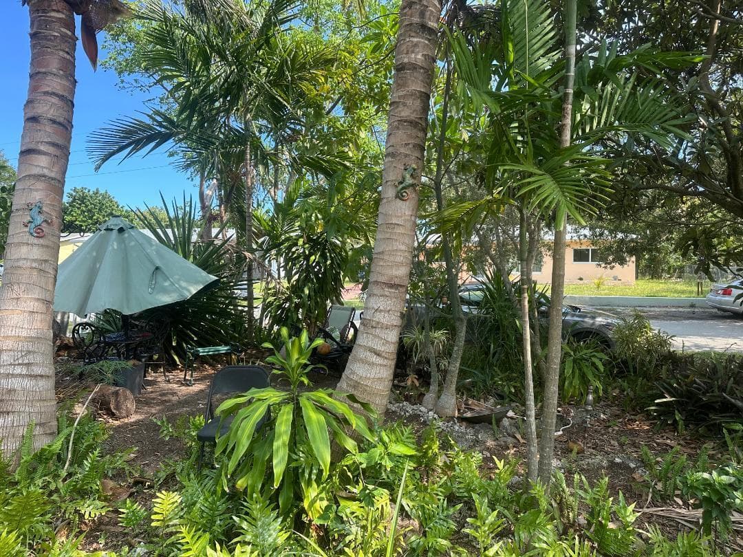 1631 NE 157th Terrace, North Miami Beach FL 33162 photo 5