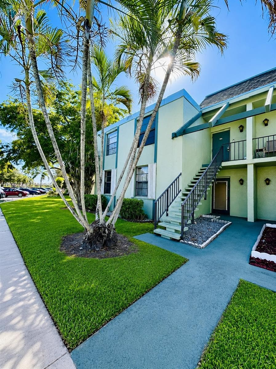 7396 NW 18th St # 101, Margate FL 33063 photo 2