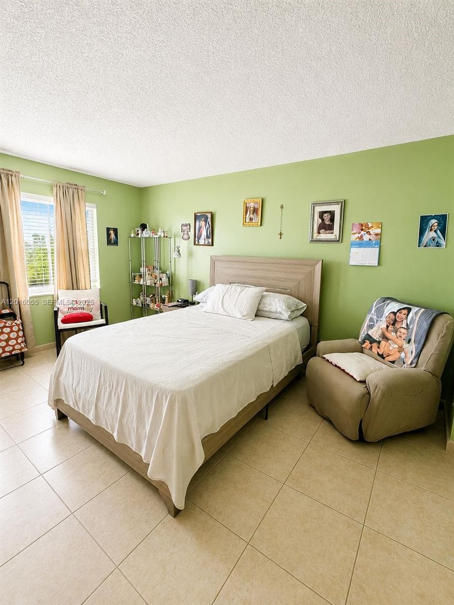 9800 Sunrise Lakes Blvd # 202, Sunrise FL 33322 photo 3