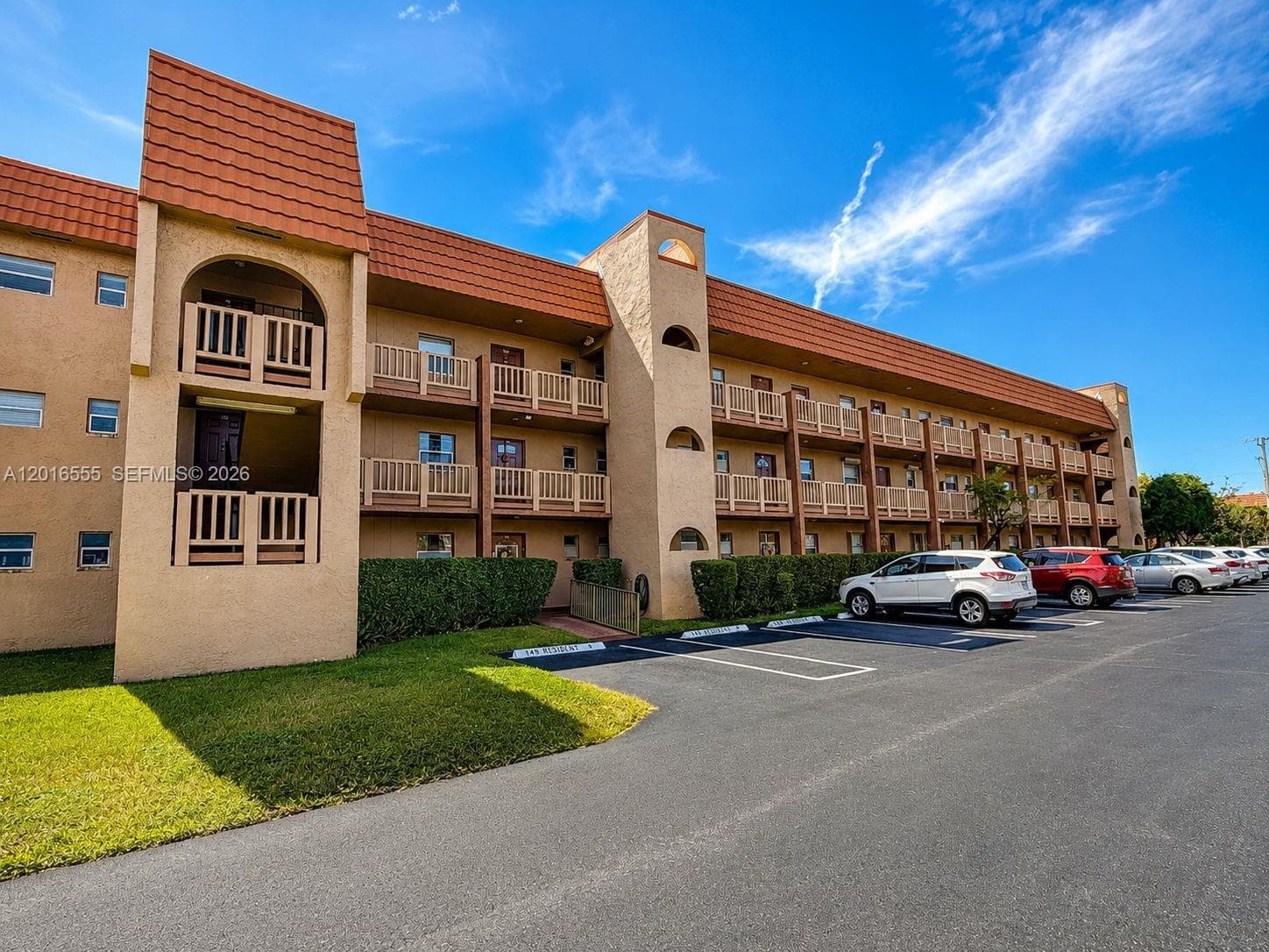 9800 Sunrise Lakes Blvd # 202, Sunrise FL 33322