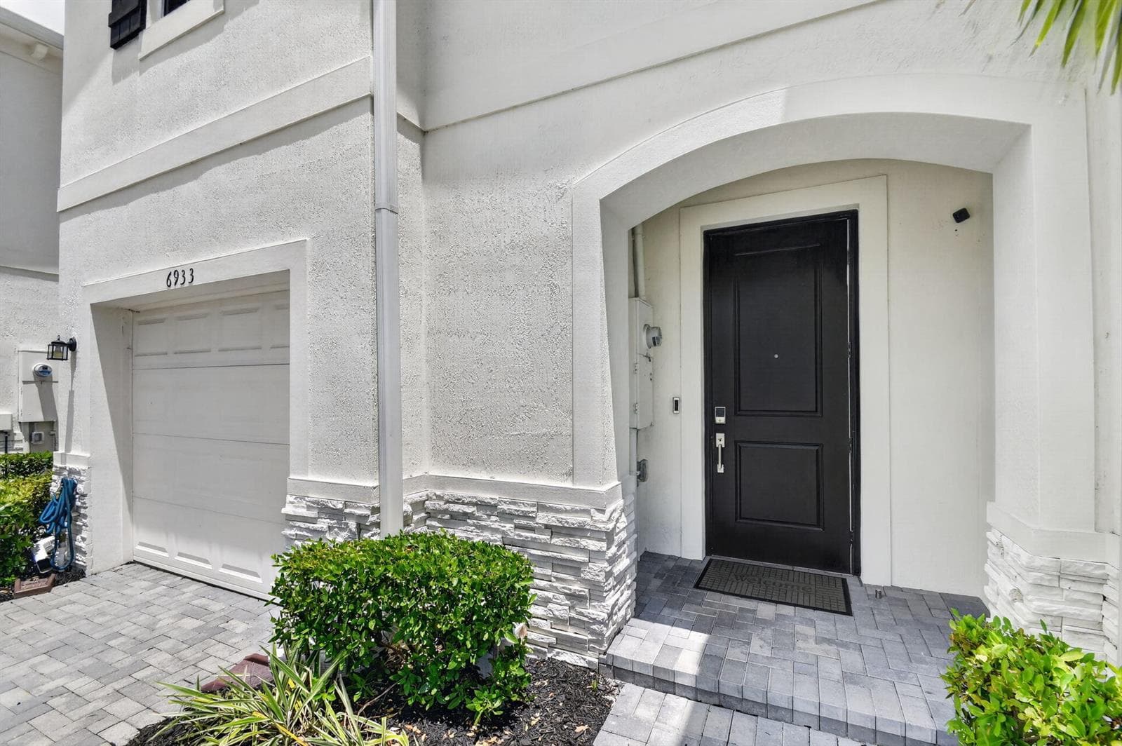 6933 N Harbours Edge Avenue, Lake Worth FL 33467 photo 4