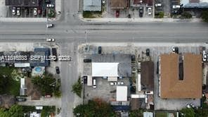 918 E 2nd Ave, Hialeah FL 33010 photo 2