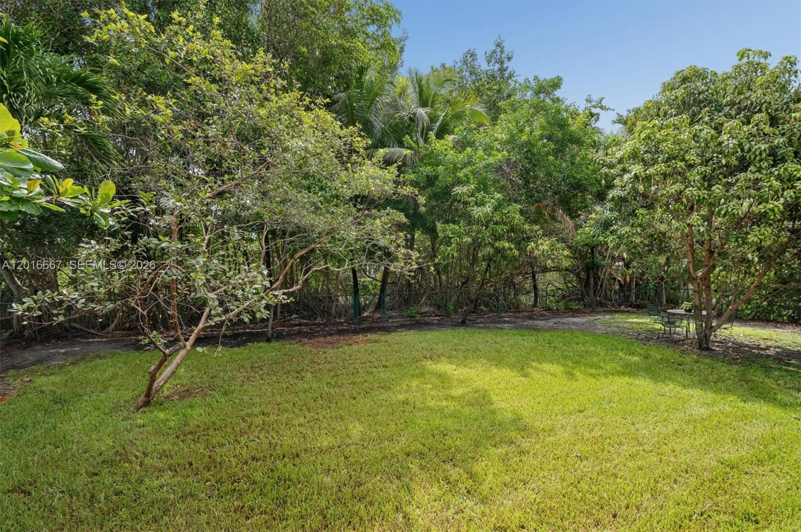 20021 NE 25th Ave, Miami FL 33180 photo 4