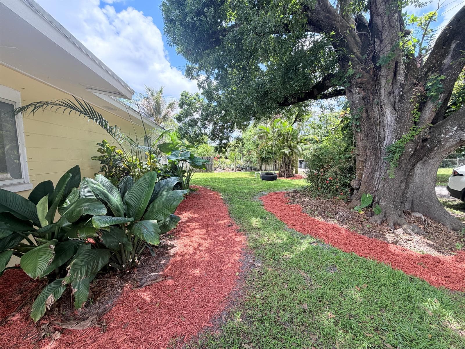 4905 Williams Road, Palm Beach Gardens FL 33418 photo 2