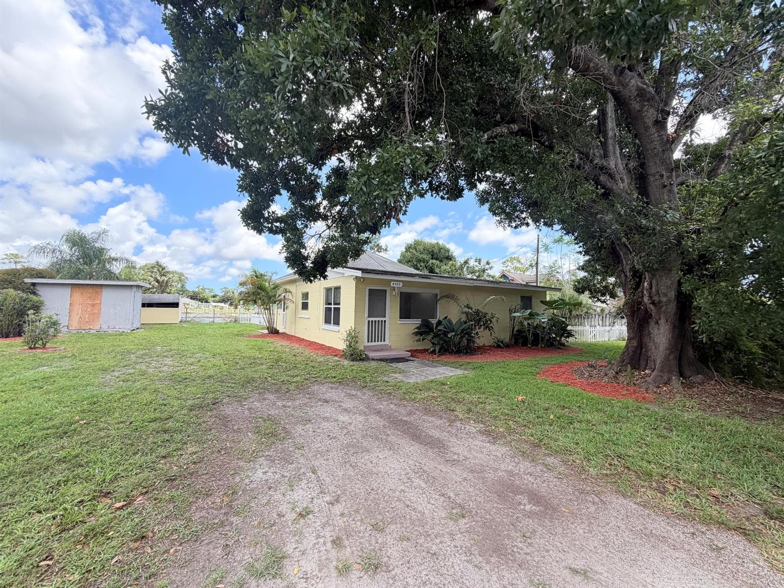 4905 Williams Road, Palm Beach Gardens FL 33418 photo 3