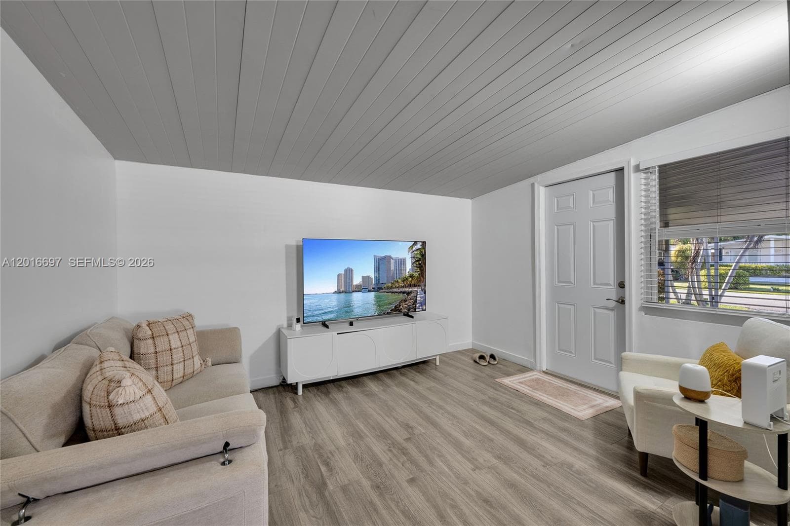 2148 SW 52nd St, Dania Beach FL 33312 photo 2