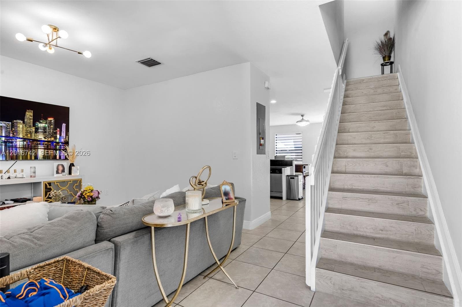 8936 W 35th Ln, Hialeah FL 33018 photo 4