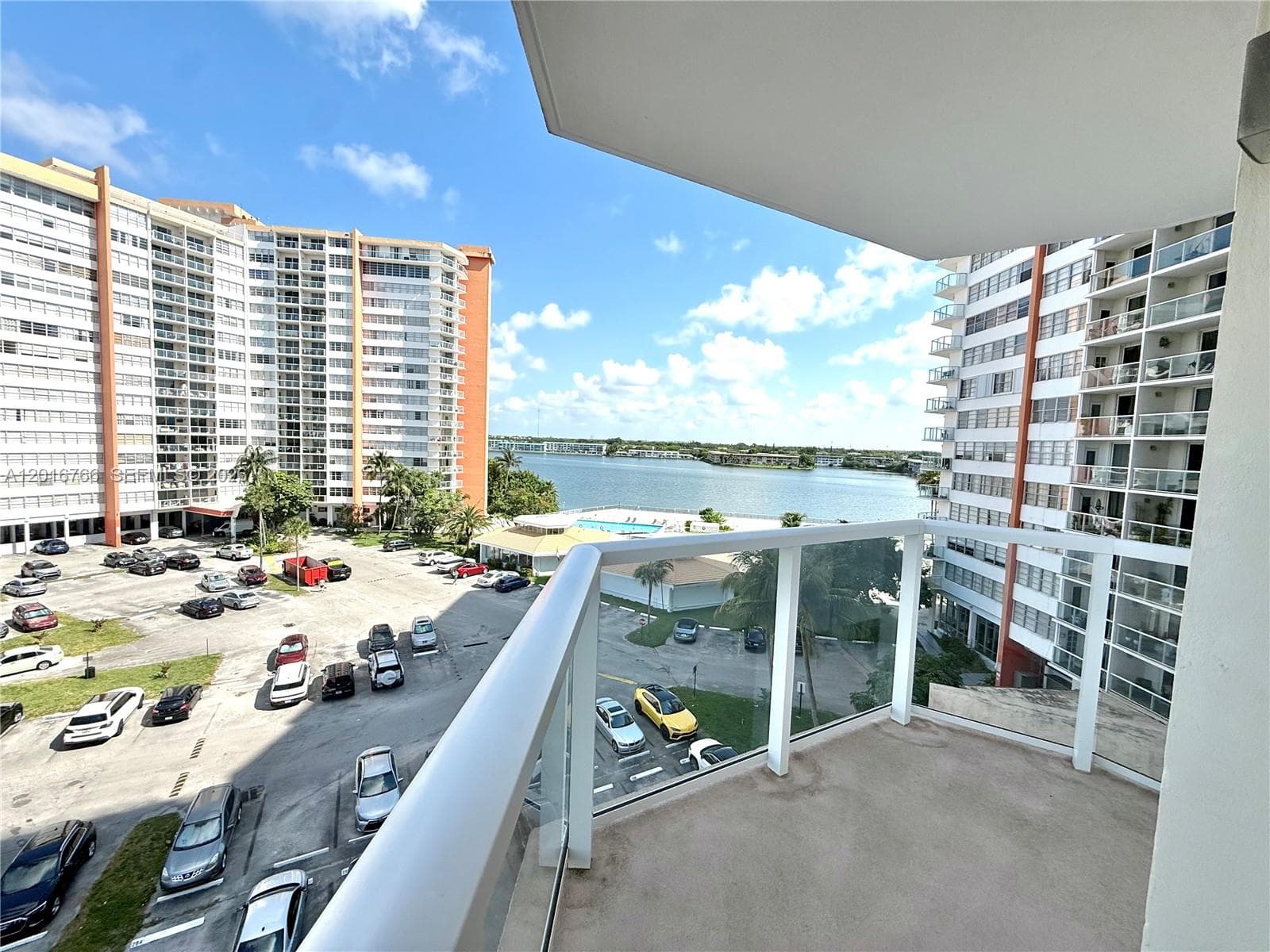 1351 NE Miami Gardens Dr # 626E, Miami, FL 33179 photo 2