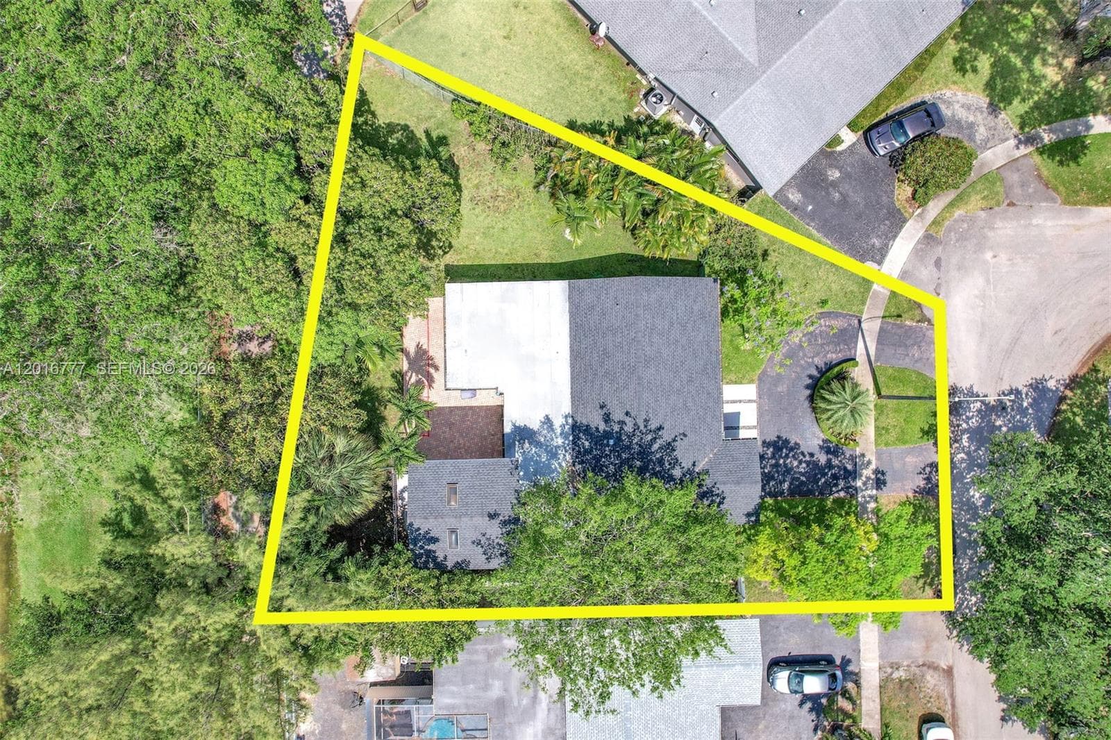 3411 Thomas St, Hollywood FL 33021 photo 2
