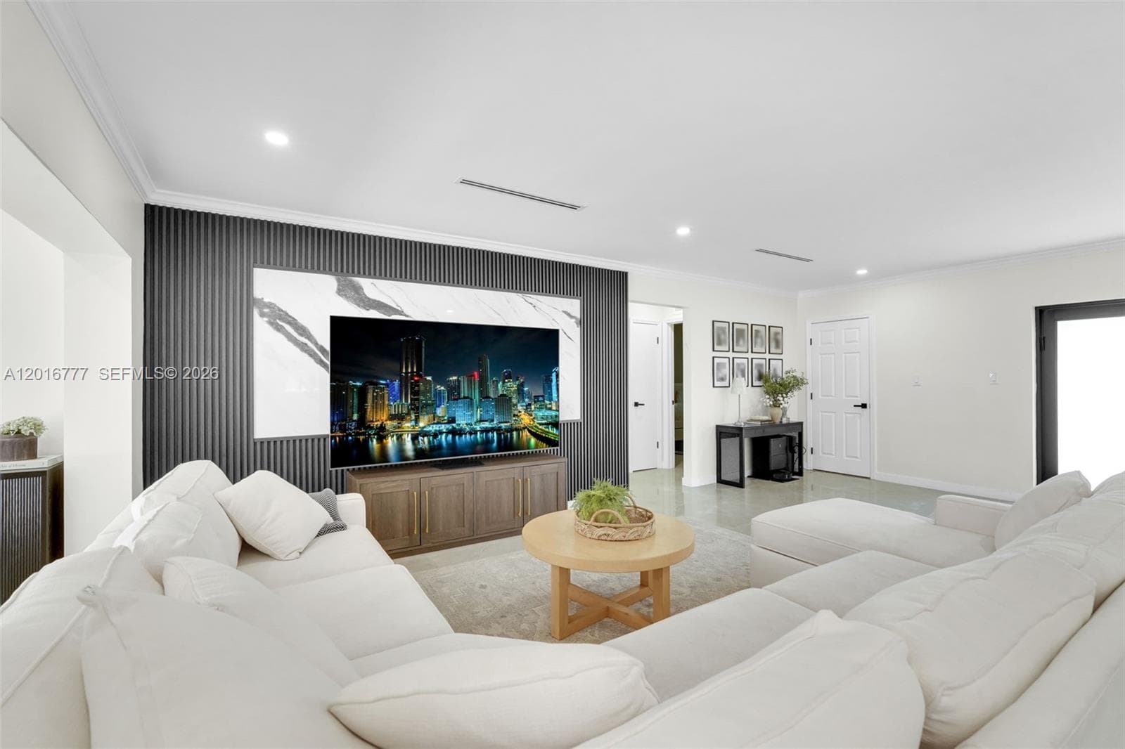 3411 Thomas St, Hollywood FL 33021 photo 3