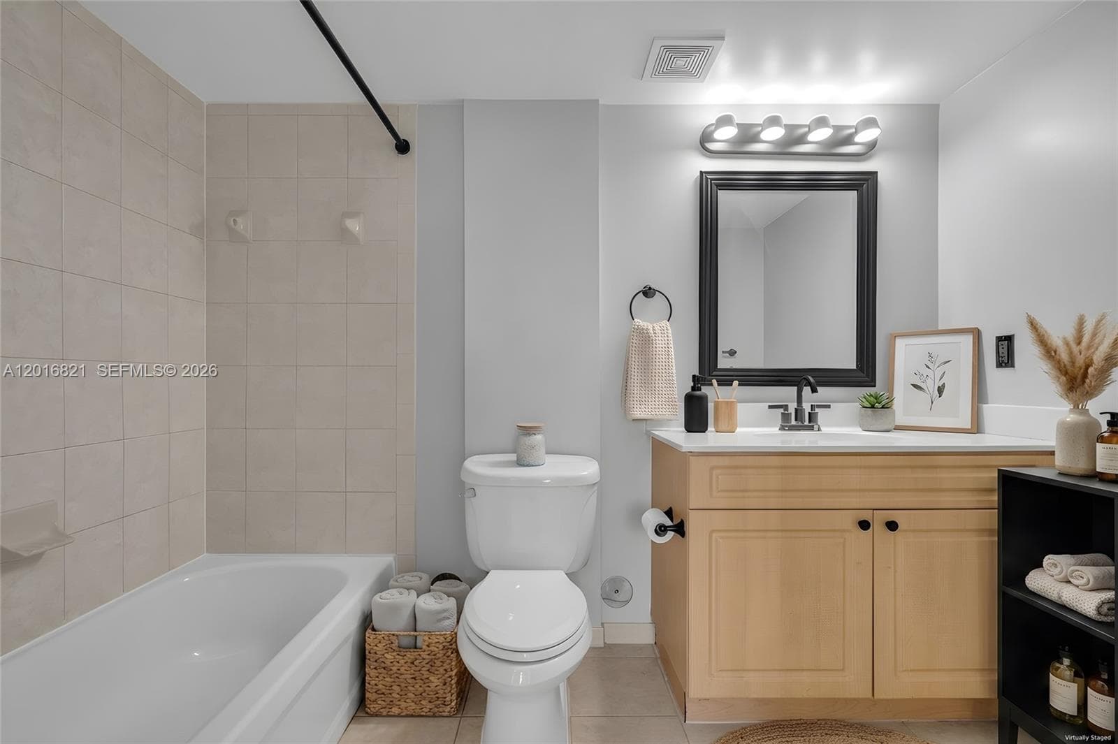102 SW 6th Ave # 201, Miami FL 33130 photo 4