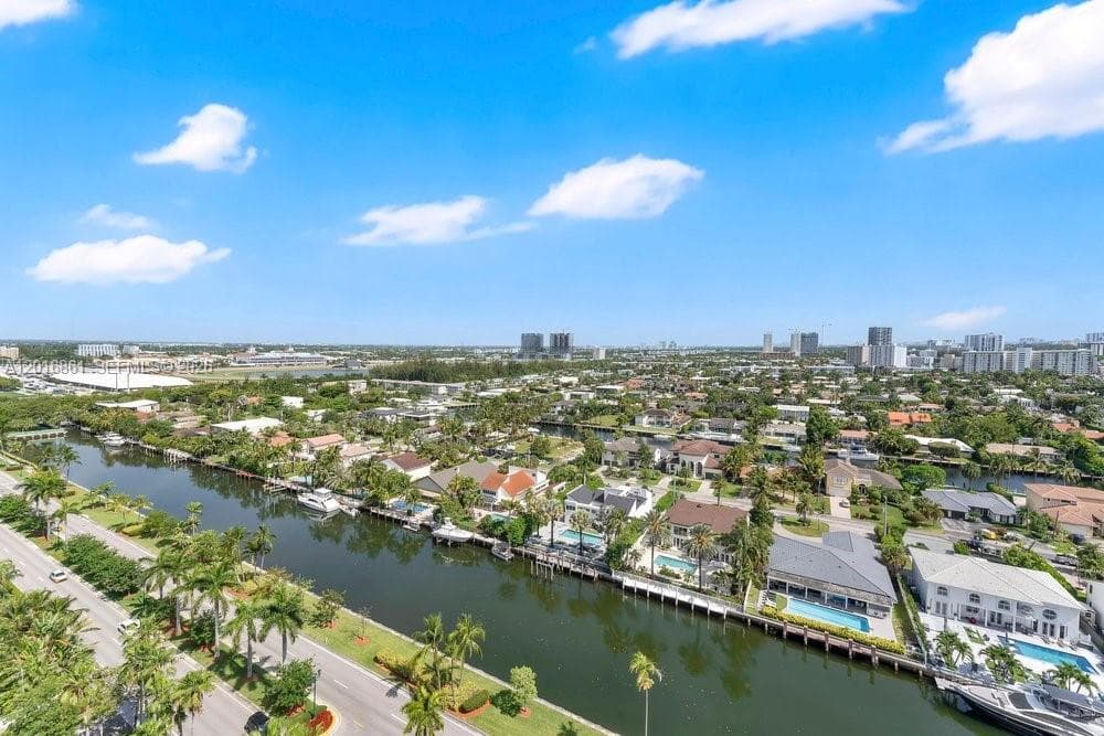 3600 Yacht Club Dr # 1801, Aventura FL 33180 photo 2