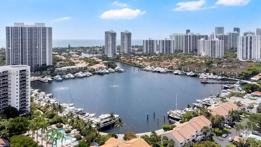 3600 Yacht Club Dr # 1801, Aventura FL 33180 photo 3