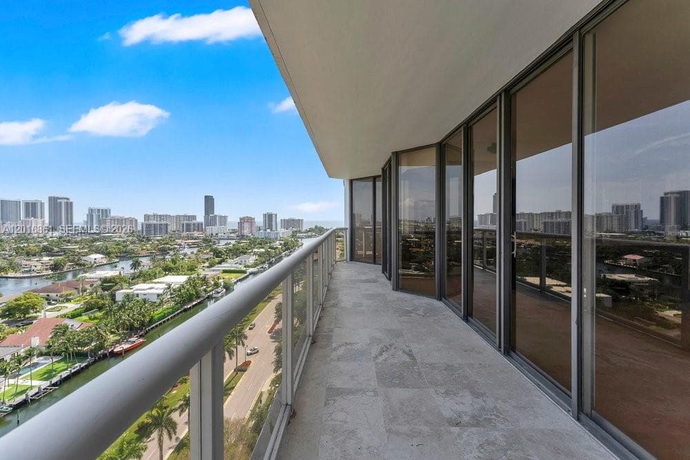 3600 Yacht Club Dr # 1801, Aventura FL 33180 photo 5