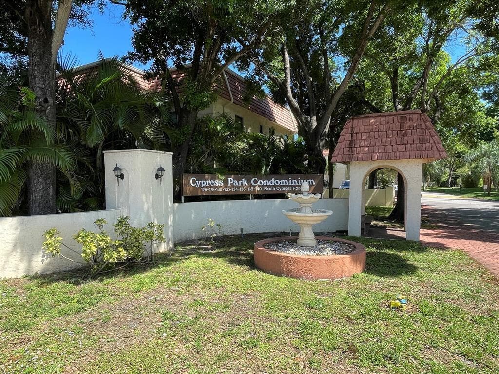 132 S Cypress Road # 523, Pompano Beach, FL 33060