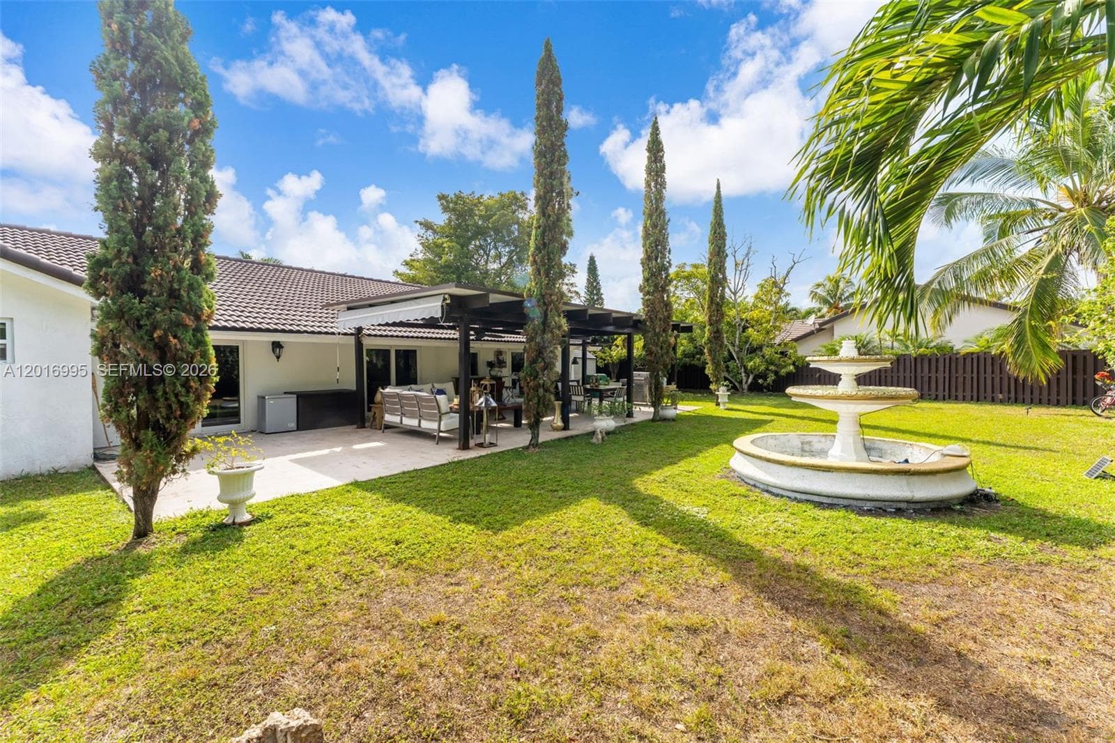 15325 SW 54th Ter, Miami FL 33185 photo 4