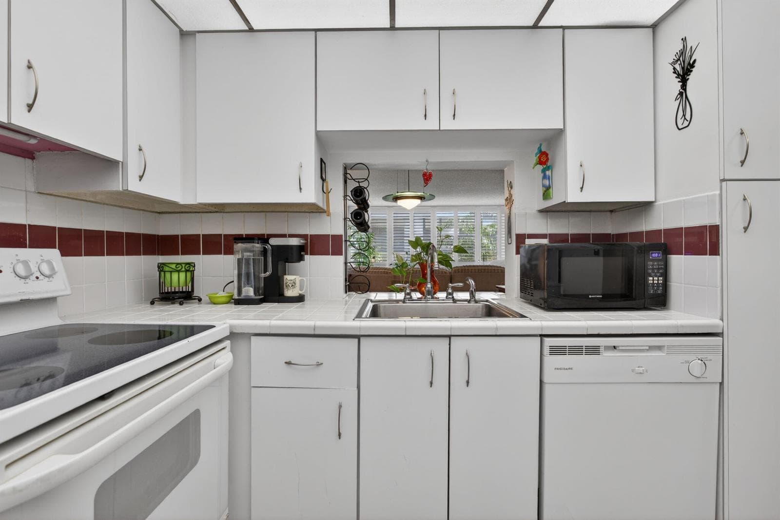 1170 N Federal Highway # 305, Fort Lauderdale FL 33304 photo 4