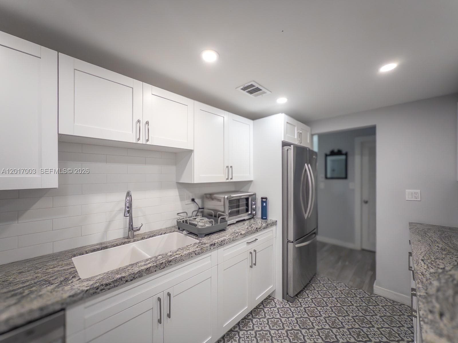 90 Edgewater Dr # 114, Coral Gables FL 33133 photo 3