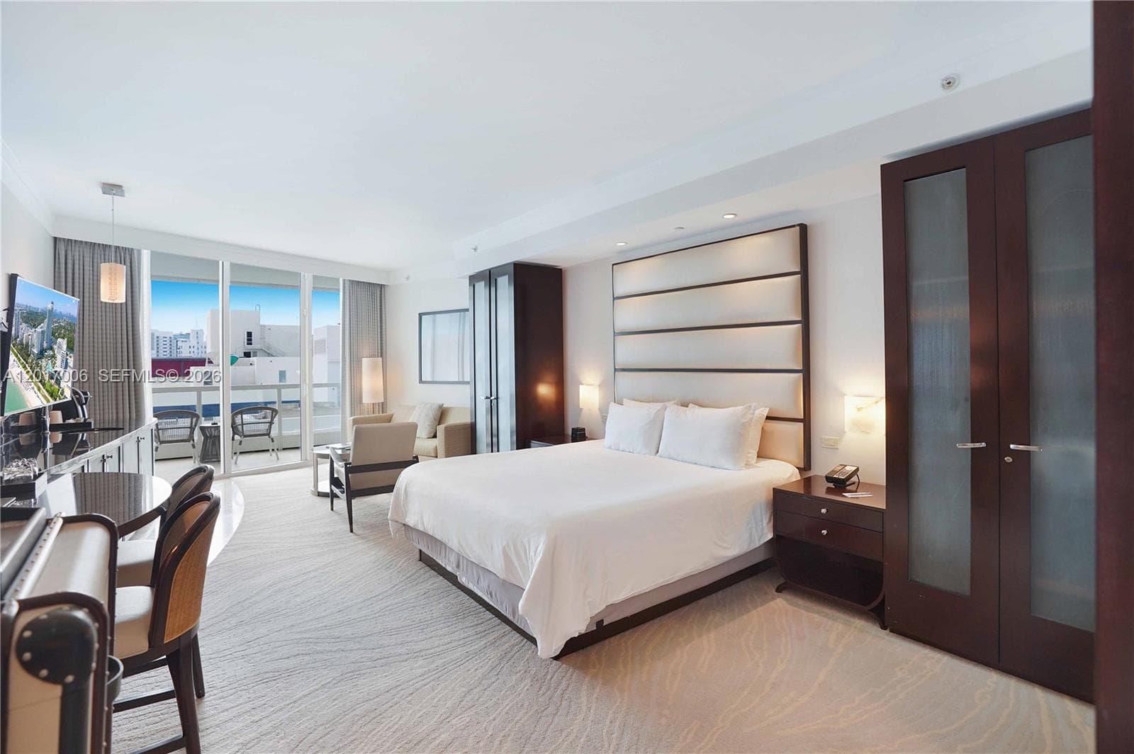 4391 Collins Ave # 916, Miami Beach FL 33140 photo 3