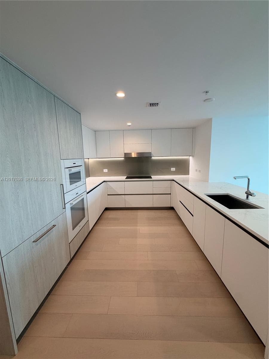 9221 E Bay Harbor Dr # 309, Bay Harbor Islands FL 33154 photo 2