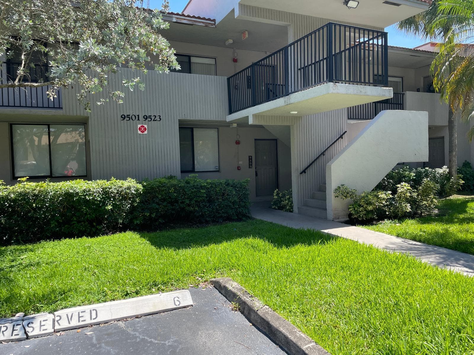 9509 SW 1st Court, Coral Springs FL 33071 photo 2