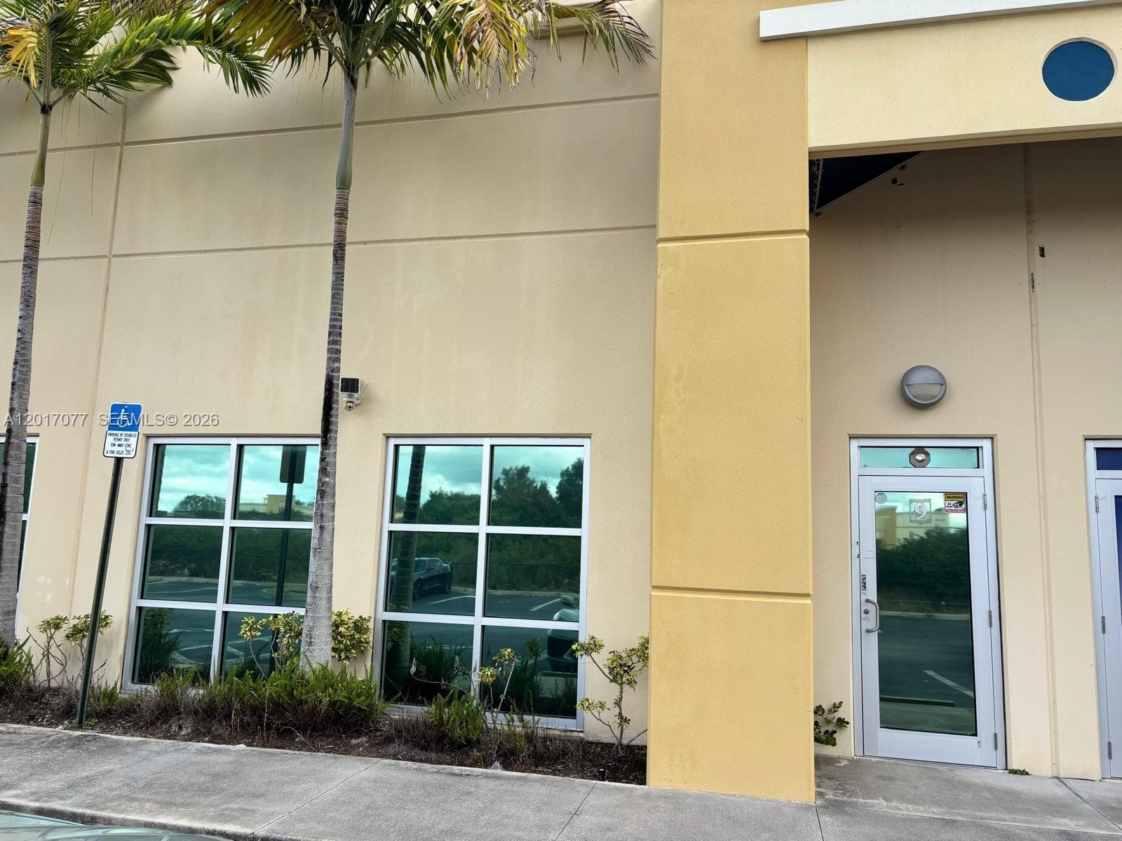 10380 W State Road 84, Davie FL 33324