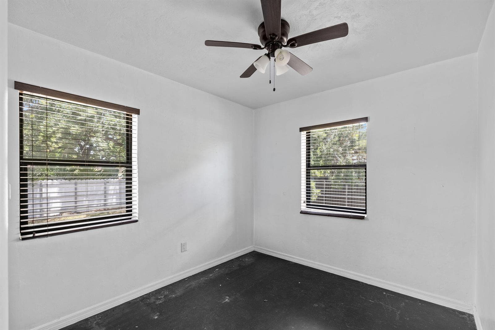 515 NW 88th Street, El Portal FL 33150 photo 3