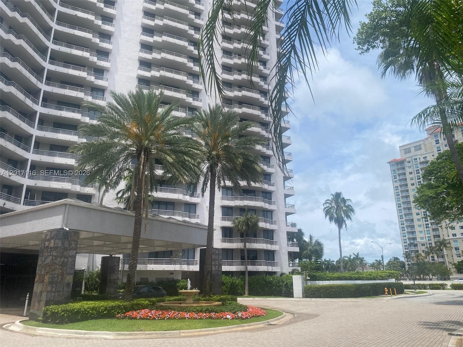3300 NE 191st St # 1906, Aventura FL 33180 photo 2