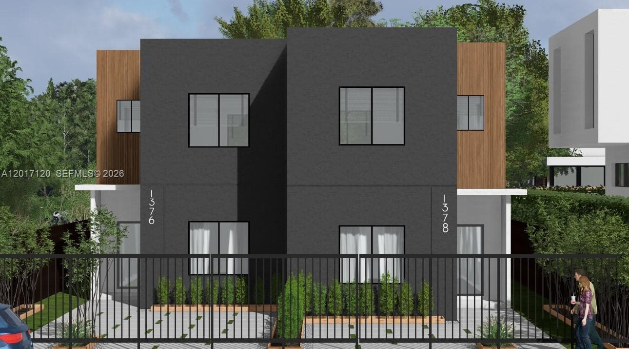 1376 NW 32nd St, Miami FL 33142 photo 2