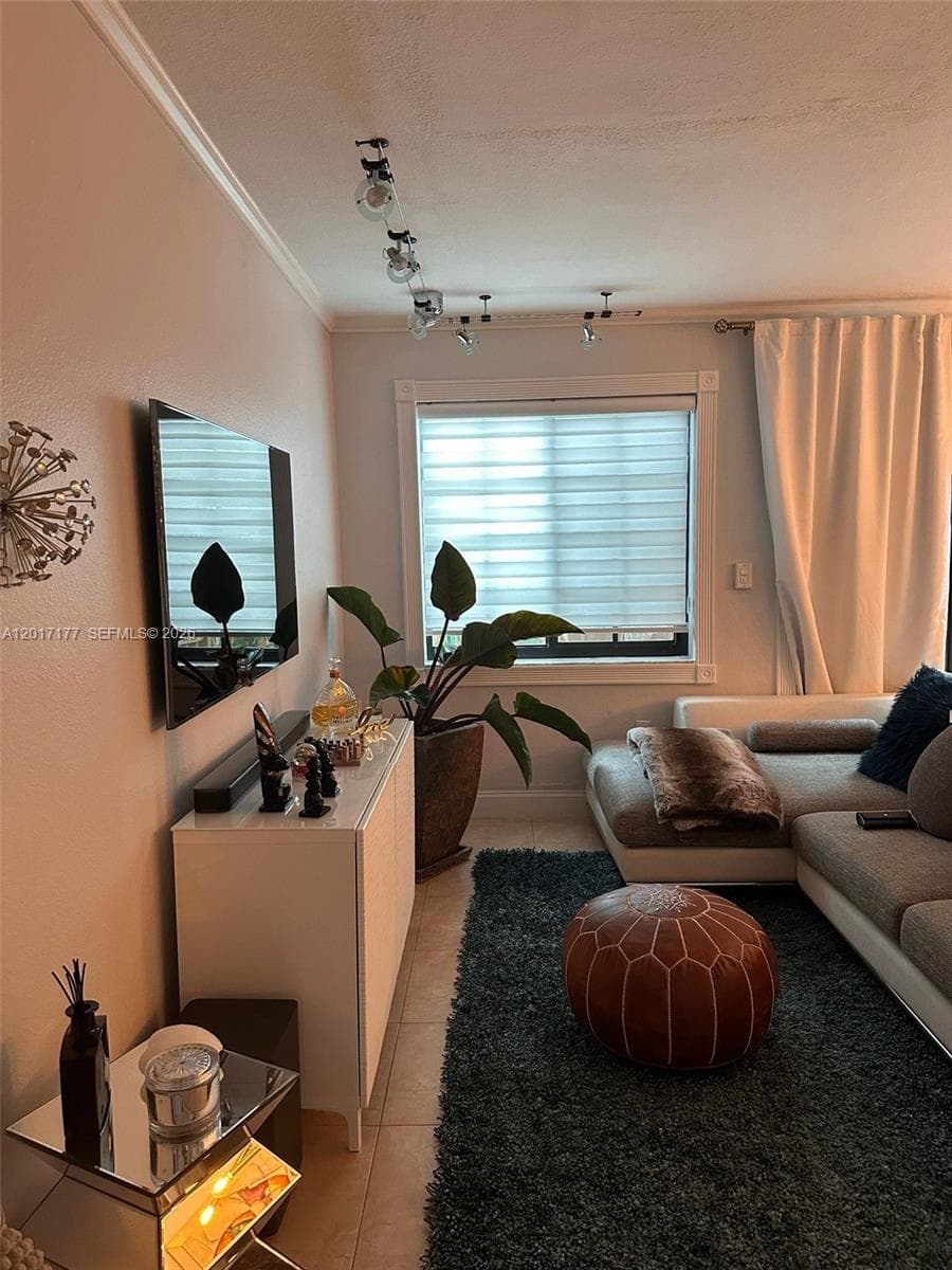 1595 SW 122nd Ave # 4-5, Miami, FL 33184 photo 3