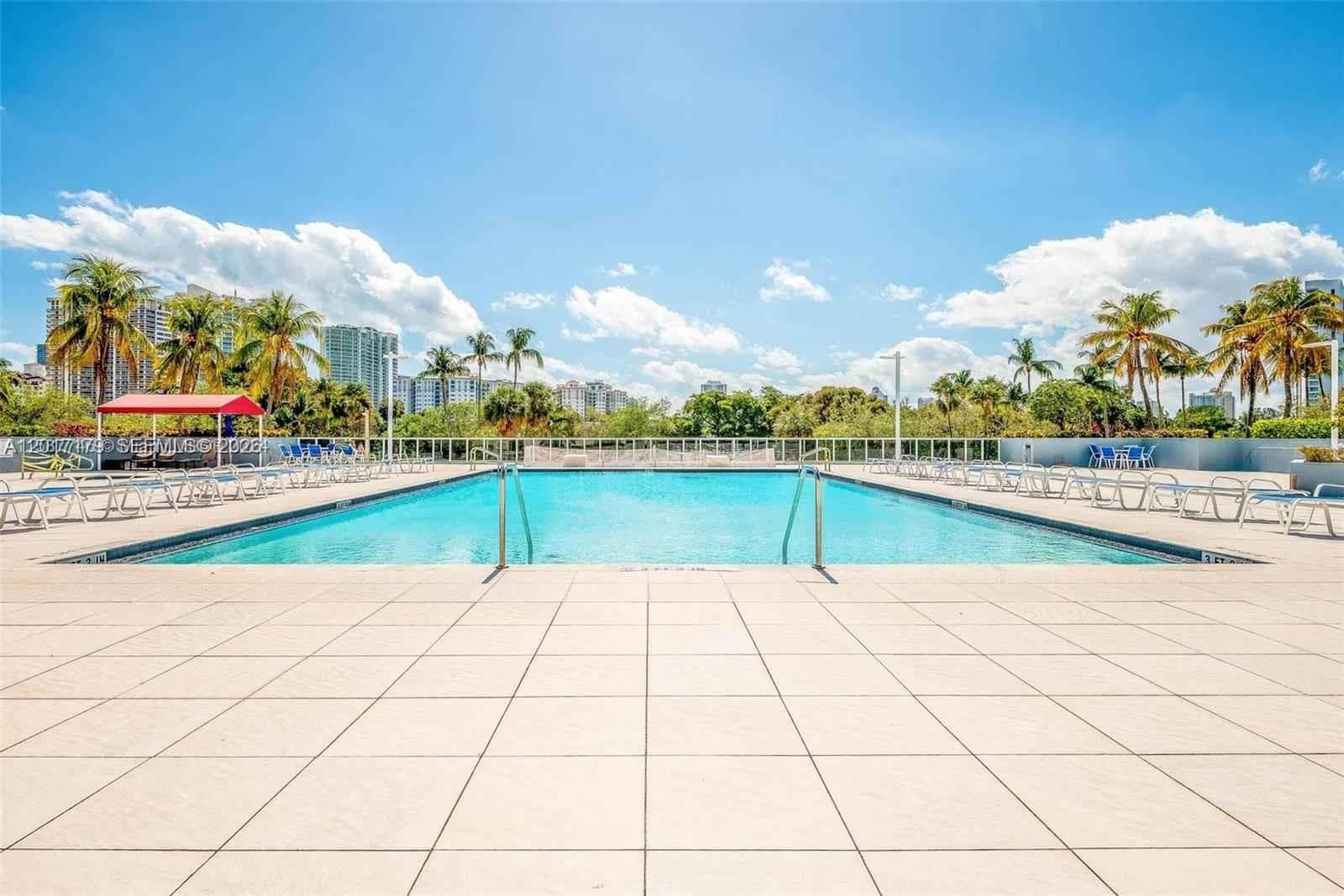 3675 N Country Club Dr # 1906, Aventura FL 33180